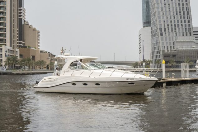 Majesty 48 FT Yacht