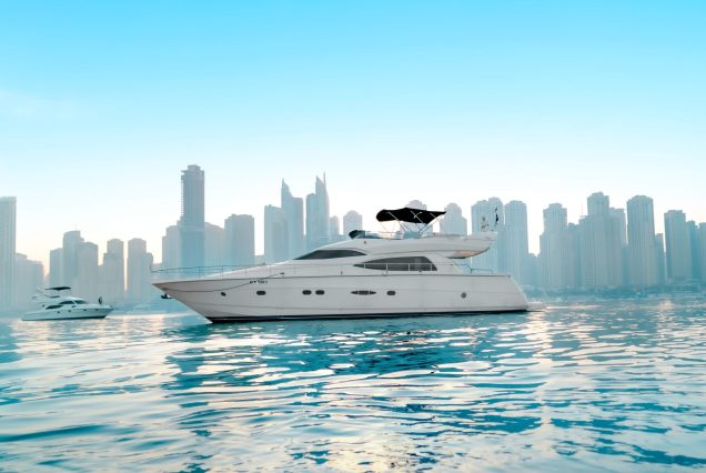Luna 68 FT Yacht